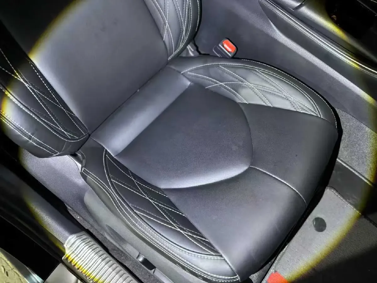 2022 Toyota Avalon 2.0L 178HP L4 CVT,autocango,china used car exporter,china ev exporter,chinese used car exporter,chinese used ev exporter