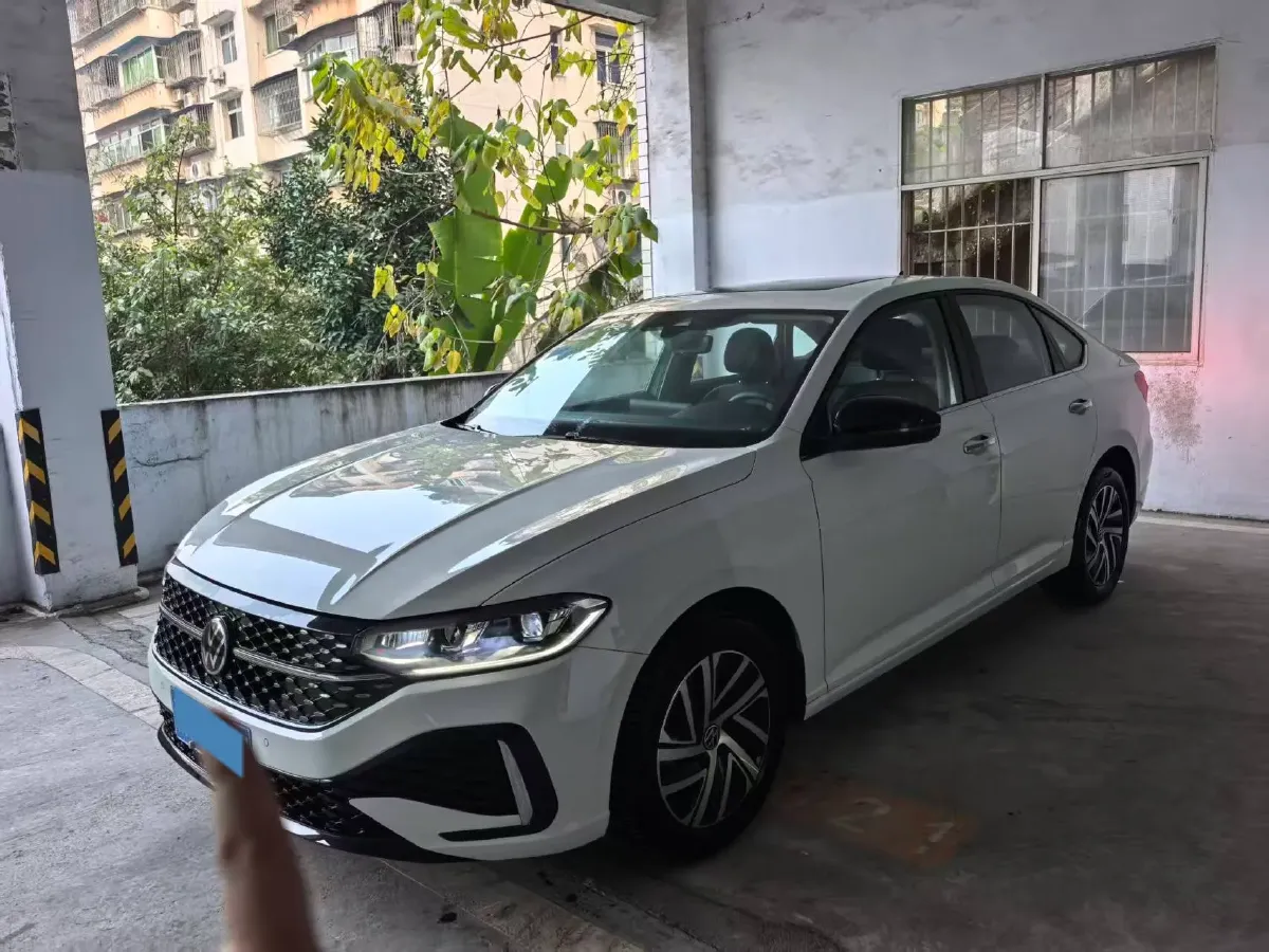 2024 Volkswagen Lavida 1.5T 160HP L4 7DCT,autocango,china used car exporter,china ev exporter,chinese used car exporter,chinese used ev exporter