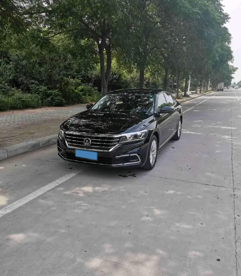 2021 Volkswagen Passat 2.0T 186HP L4 7DCT