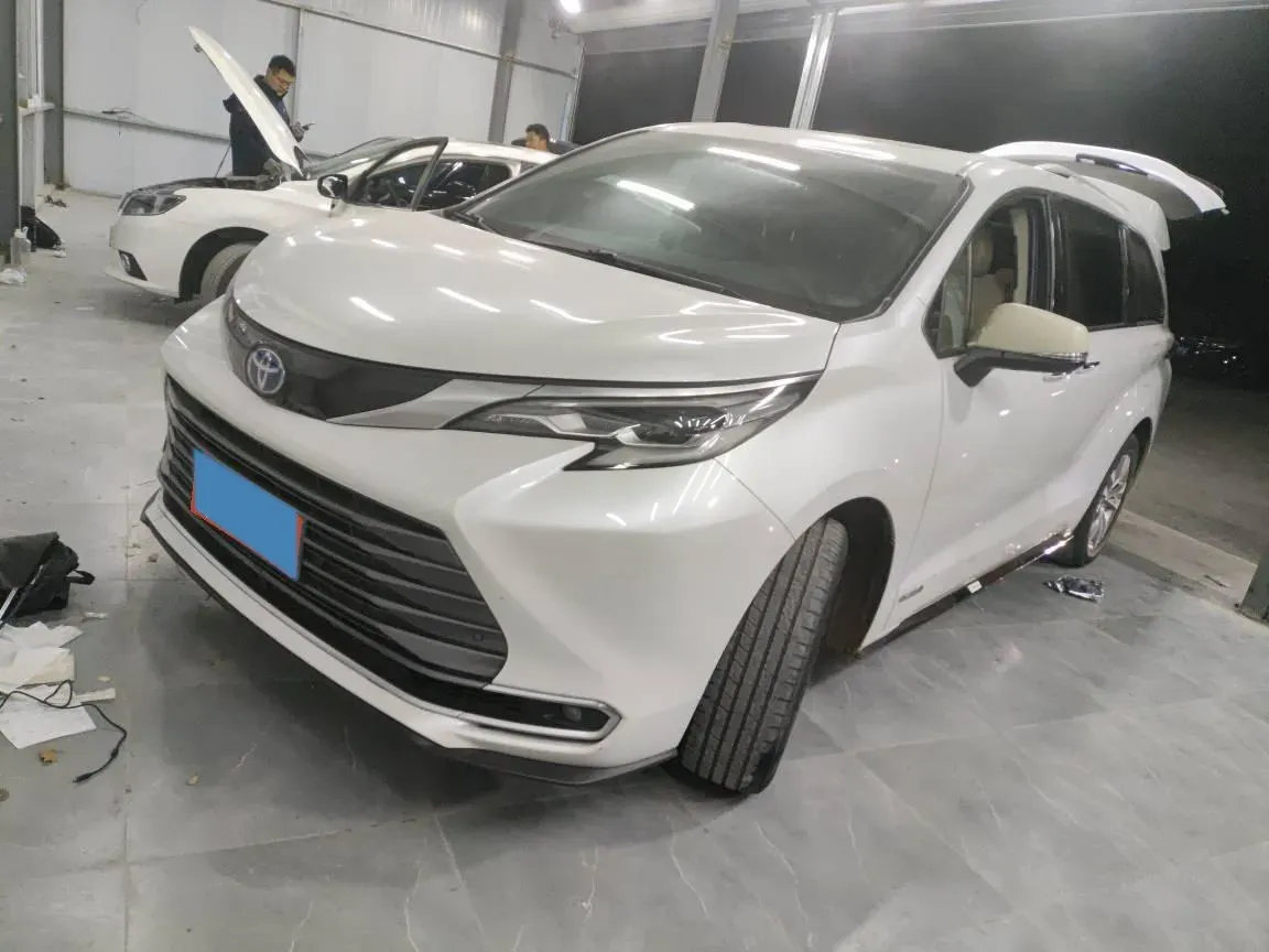 2021 Toyota Sienna 2.5L 192HP L4 E-CVT Hybrid,autocango,china used car exporter,china ev exporter,chinese used car exporter,chinese used ev exporter