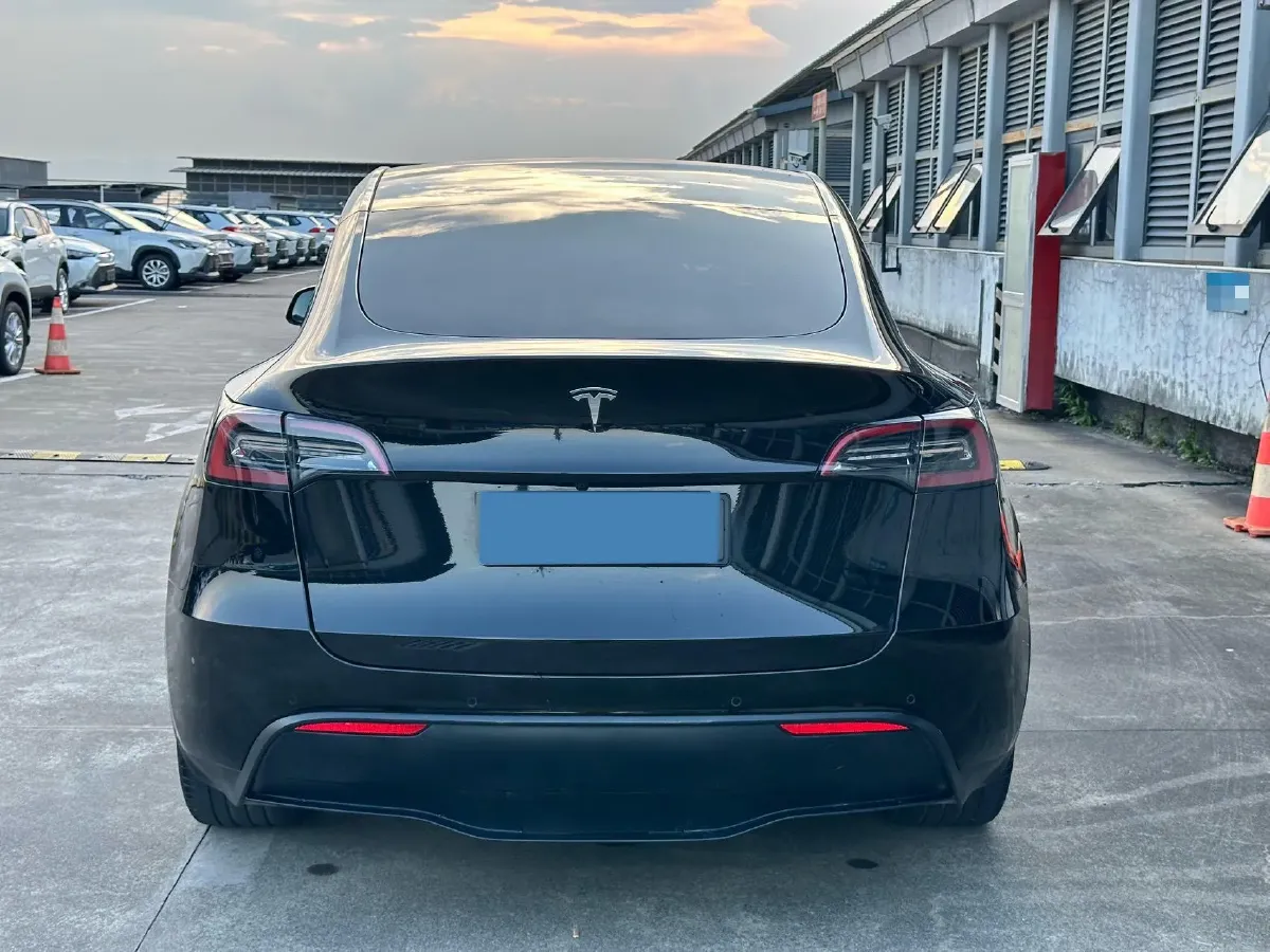 2022 Tesla Model Y BEV 60KWH,autocango,china used car exporter,china ev exporter,chinese used car exporter,chinese used ev exporter