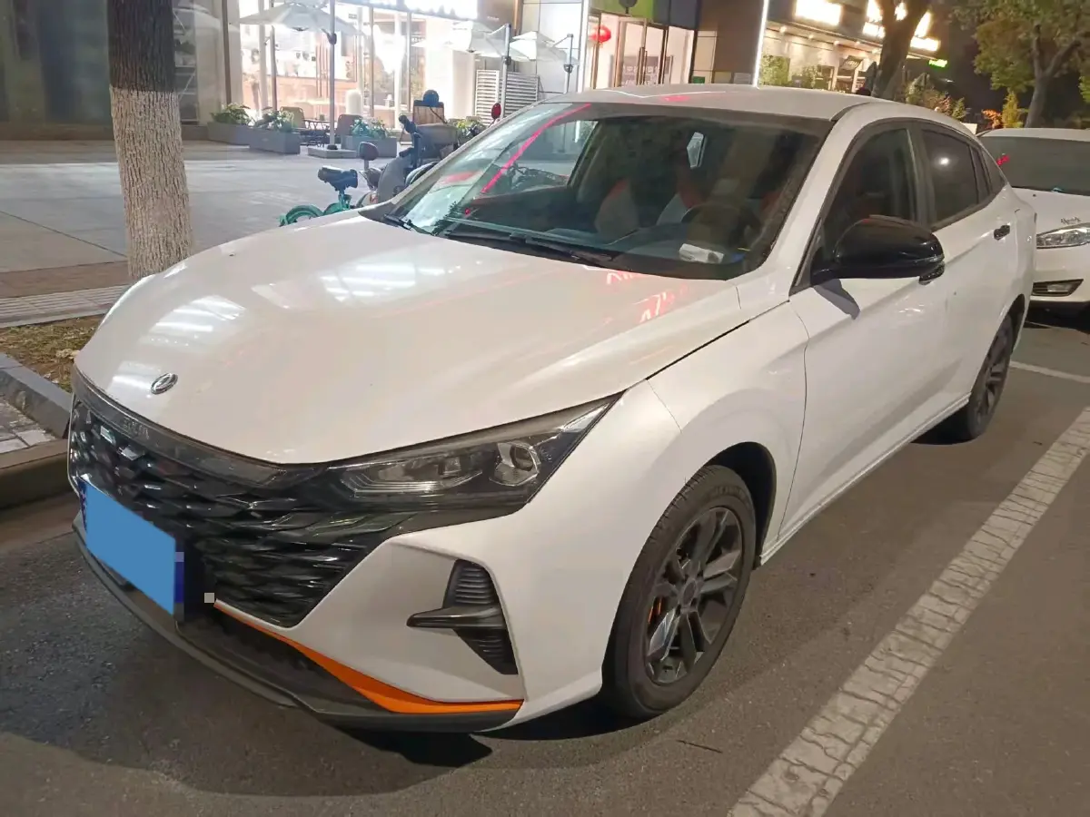 2023 DongFeng Aeolus YiXuan 1.5L 125HP L4 6DCT