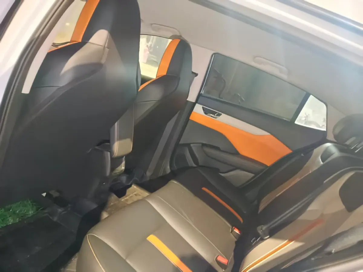 2023 DongFeng Aeolus YiXuan 1.5L 125HP L4 6DCT,autocango,china used car exporter,china ev exporter,chinese used car exporter,chinese used ev exporter