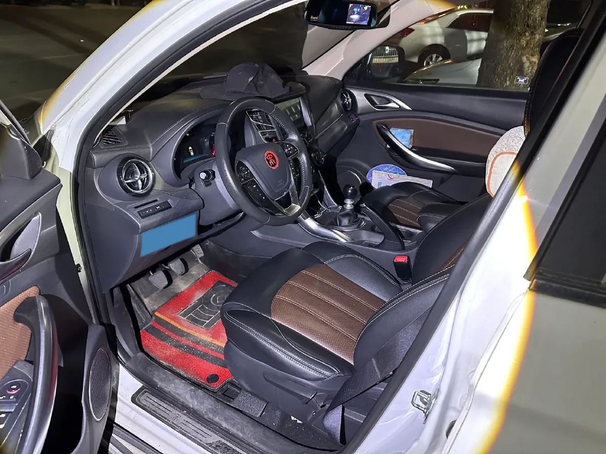 2017 BYD Song 1.5T 154HP L4 6MT,autocango,china used car exporter,china ev exporter,chinese used car exporter,chinese used ev exporter