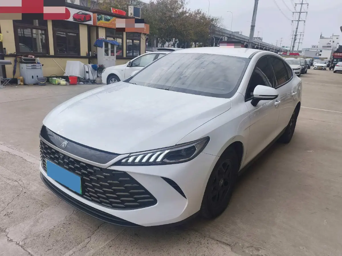 2025 BYD Qin Plus 1.5L 101HP L4 E-CVT PHEV 7.68KWH 2025 BYD Qin Plus 1.5L 101HP L4 E-CVT PHEV 7.68KWH