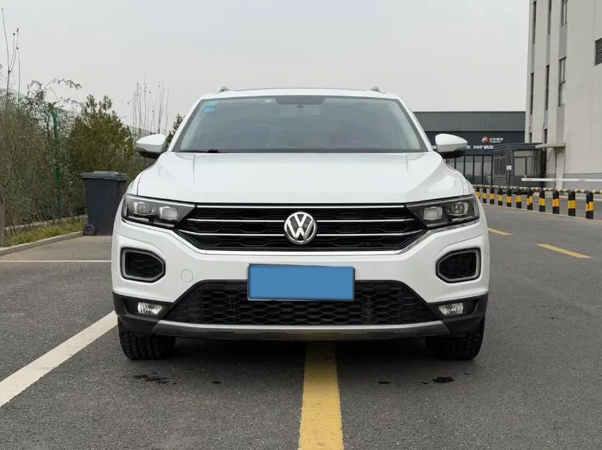 2018 Mitsubishi Eclipse Cross 1.5T 170HP L4 CVT,autocango,china used car exporter,china ev exporter,chinese used car exporter,chinese used ev exporter