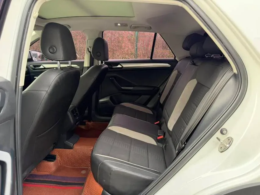 2018 Mitsubishi Eclipse Cross 1.5T 170HP L4 CVT,autocango,china used car exporter,china ev exporter,chinese used car exporter,chinese used ev exporter