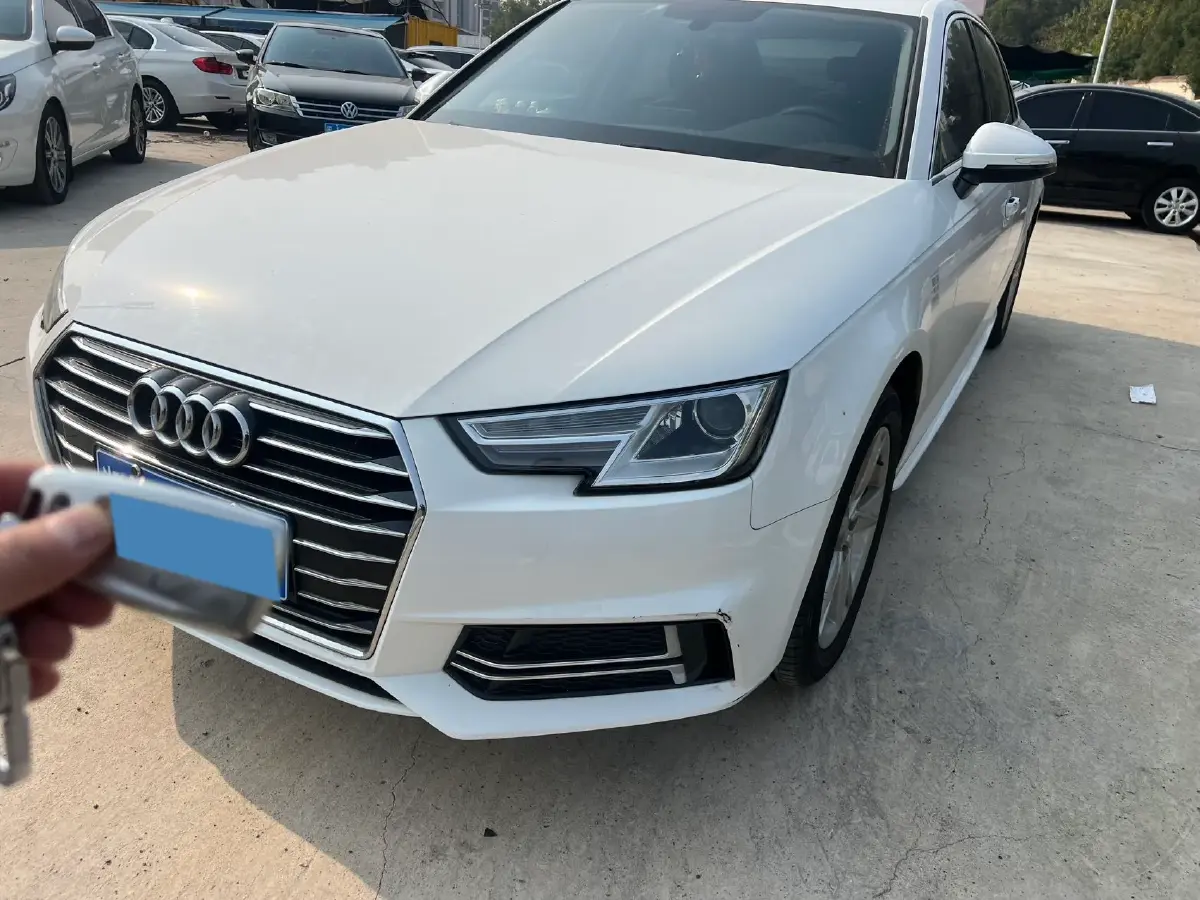2019 Audi A4L 2.0T 190HP L4 7DCT