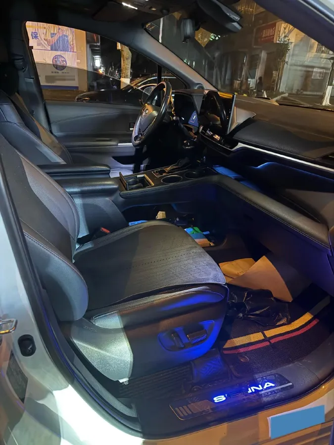 2021 Toyota Sienna 2.5L 192HP L4 E-CVT Hybrid,autocango,china used car exporter,china ev exporter,chinese used car exporter,chinese used ev exporter