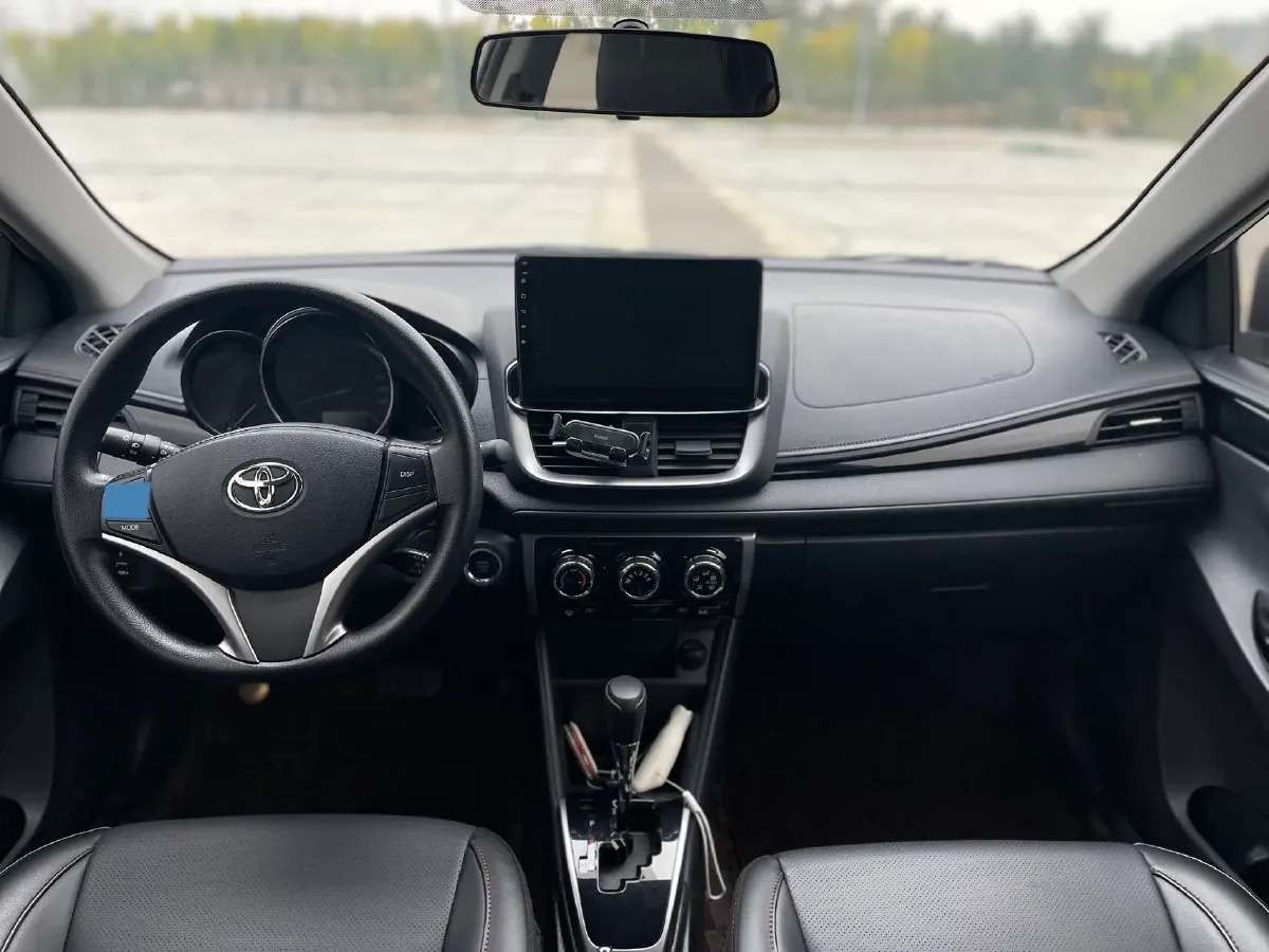 2022 Toyota Yaris L 1.5L 112HP L4 CVT,autocango,china used car exporter,china ev exporter,chinese used car exporter,chinese used ev exporter