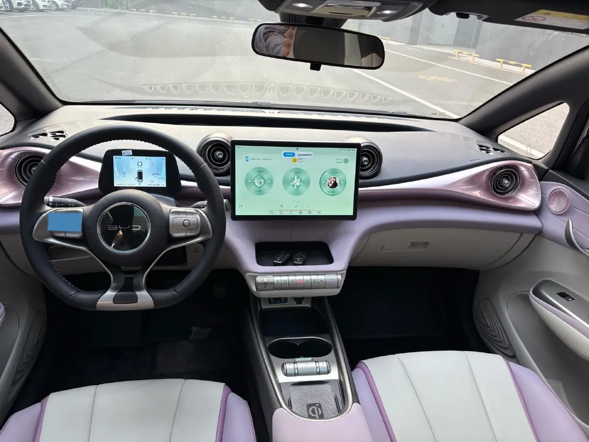 2021 Ford Escort 1.5L 122HP L3 6AT,autocango,china used car exporter,china ev exporter,chinese used car exporter,chinese used ev exporter