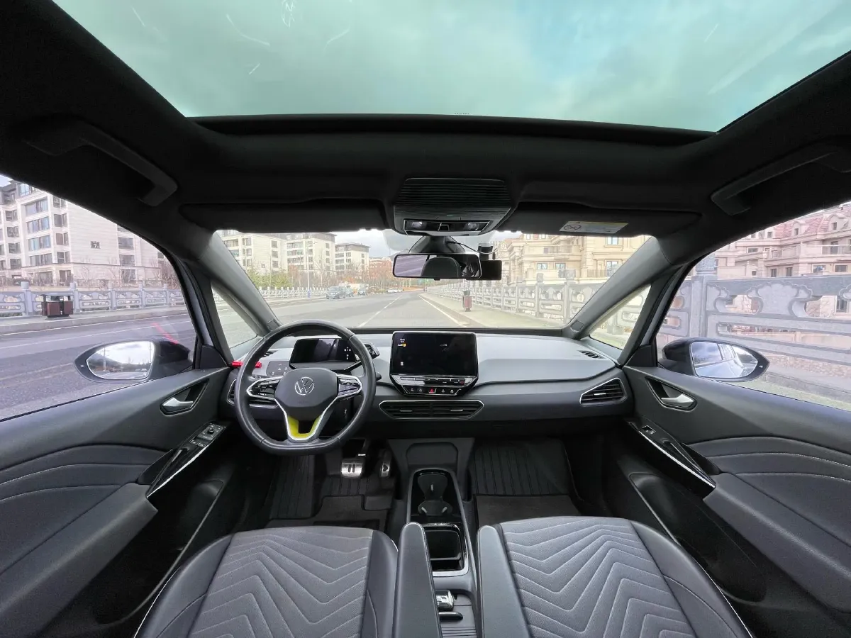 2023 Volkswagen ID.3 BEV 52.8KWH,autocango,china used car exporter,china ev exporter,chinese used car exporter,chinese used ev exporter