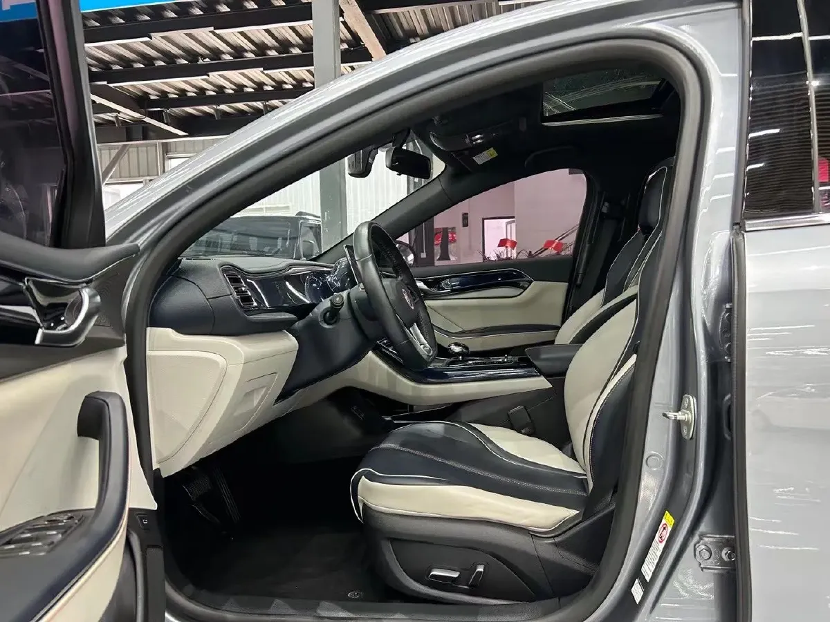 2021 Jetour X70 Plus 1.6T 197HP L4 7DCT,autocango,china used car exporter,china ev exporter,chinese used car exporter,chinese used ev exporter