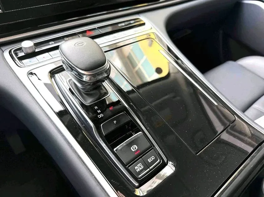 2023 GAC Trumpchi M8 2.0T 252HP L4 8AT,autocango,china used car exporter,china ev exporter,chinese used car exporter,chinese used ev exporter