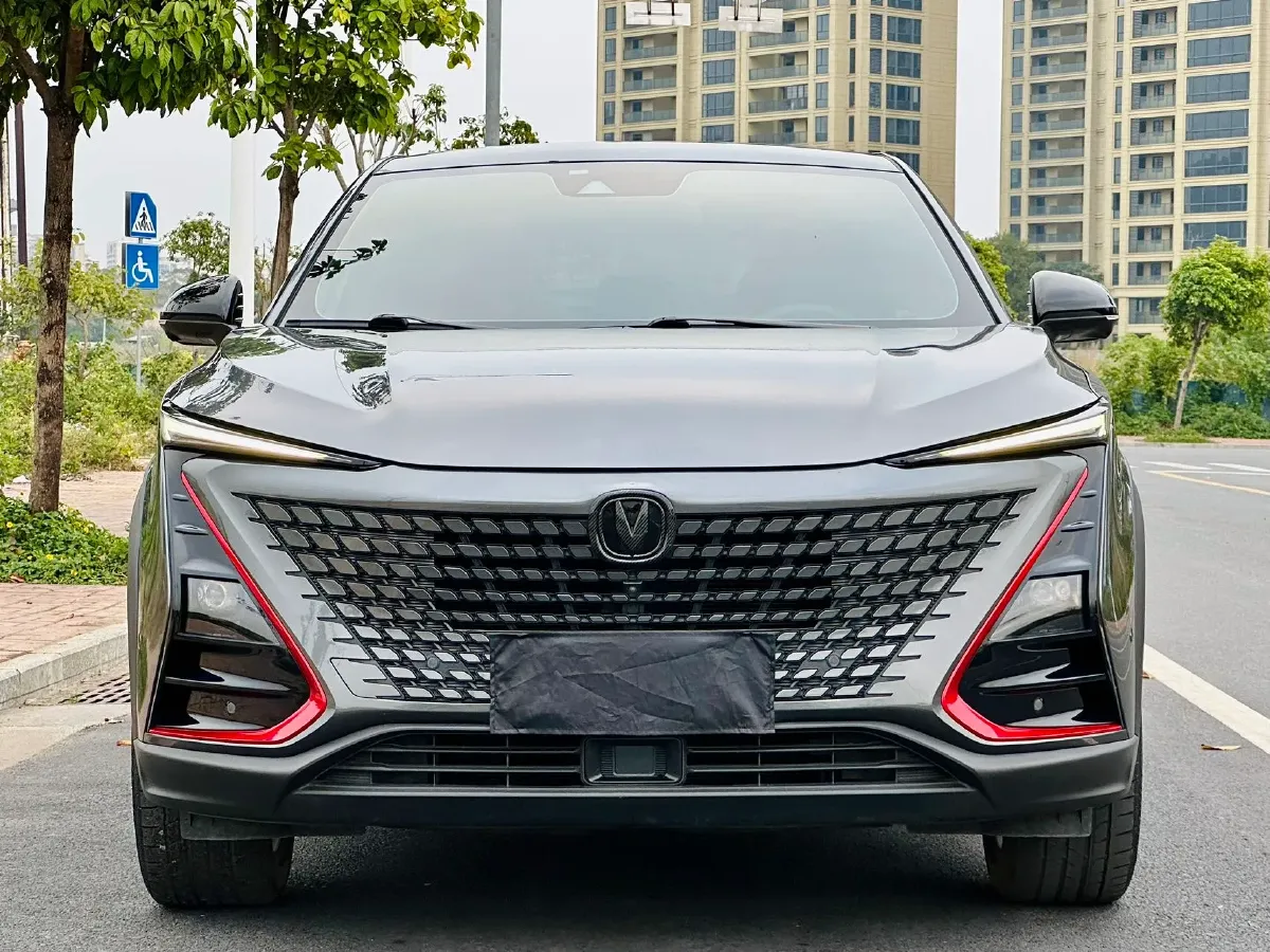 2020 ChangAn UNI-T 1.5T 180HP L4 7DCT,autocango,china used car exporter,china ev exporter,chinese used car exporter,chinese used ev exporter