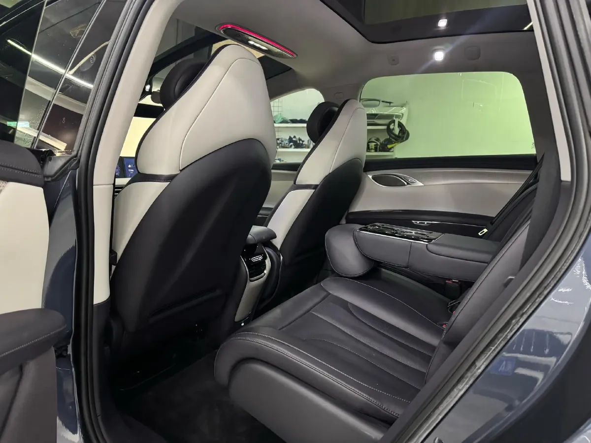 2023 IM LS7 BEV 100KWH,autocango,china used car exporter,china ev exporter,chinese used car exporter,chinese used ev exporter