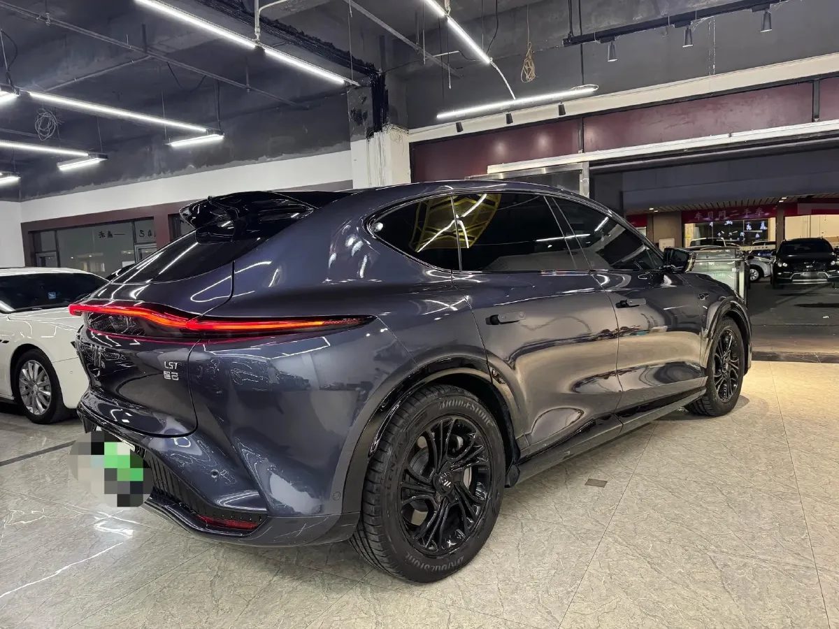 2023 IM LS7 BEV 100KWH,autocango,china used car exporter,china ev exporter,chinese used car exporter,chinese used ev exporter