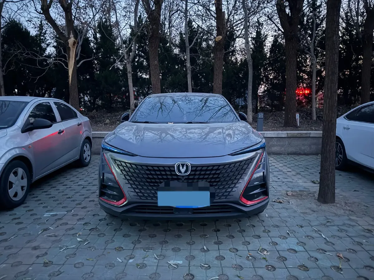 2020 ChangAn UNI-T 1.5T 180HP L4 7DCT,autocango,china used car exporter,china ev exporter,chinese used car exporter,chinese used ev exporter