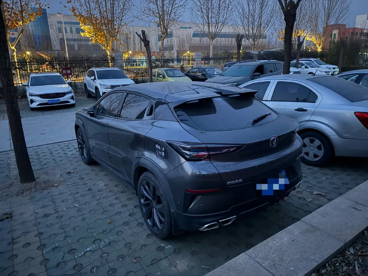 2020 ChangAn UNI-T 1.5T 180HP L4 7DCT,autocango,china used car exporter,china ev exporter,chinese used car exporter,chinese used ev exporter