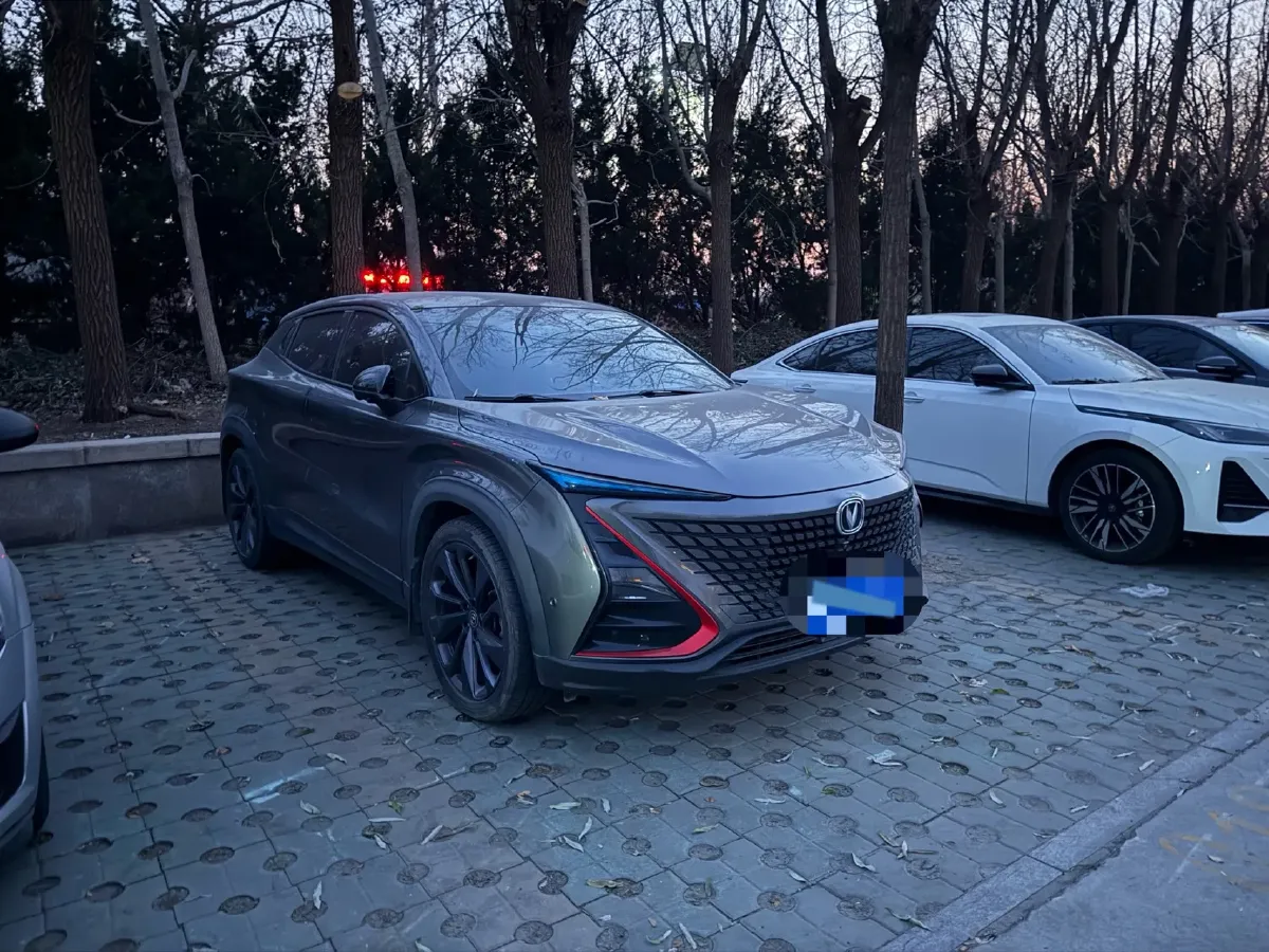 2020 ChangAn UNI-T 1.5T 180HP L4 7DCT,autocango,china used car exporter,china ev exporter,chinese used car exporter,chinese used ev exporter