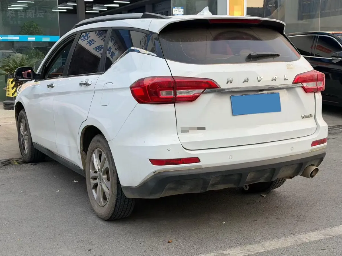 2019 Haval M6 1.5T 150HP L4 7DCT,autocango,china used car exporter,china ev exporter,chinese used car exporter,chinese used ev exporter