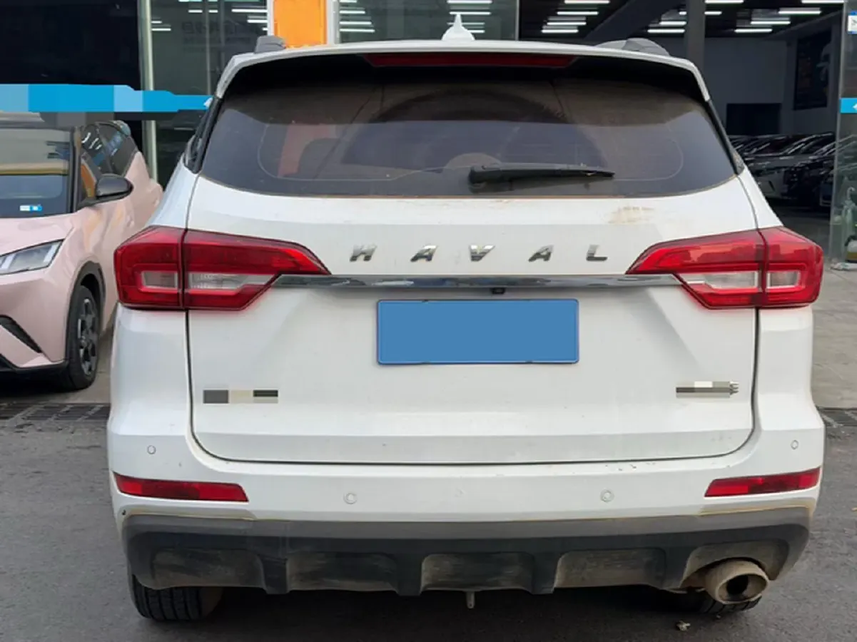 2019 Haval M6 1.5T 150HP L4 7DCT,autocango,china used car exporter,china ev exporter,chinese used car exporter,chinese used ev exporter