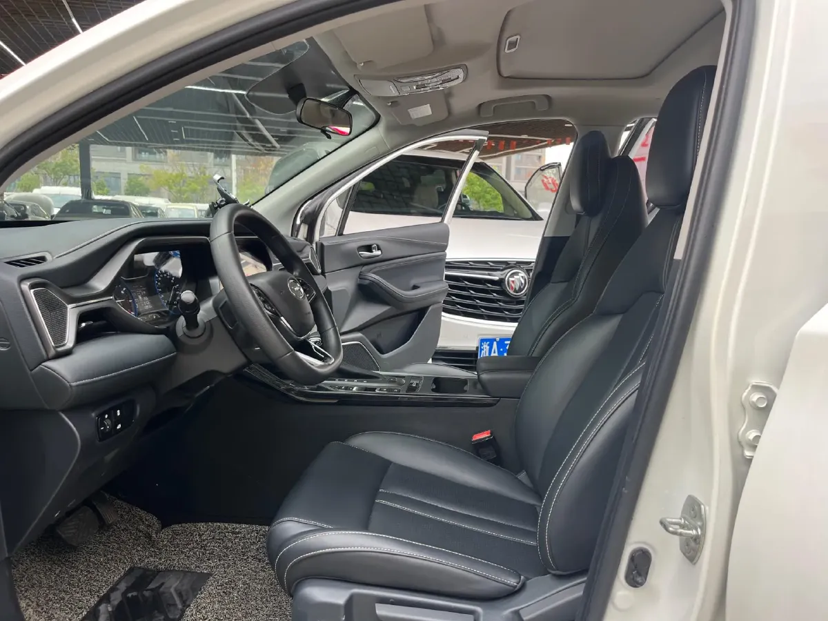 2021 GAC Trumpchi GS4 1.5T 169HP L4 7DCT,autocango,china used car exporter,china ev exporter,chinese used car exporter,chinese used ev exporter