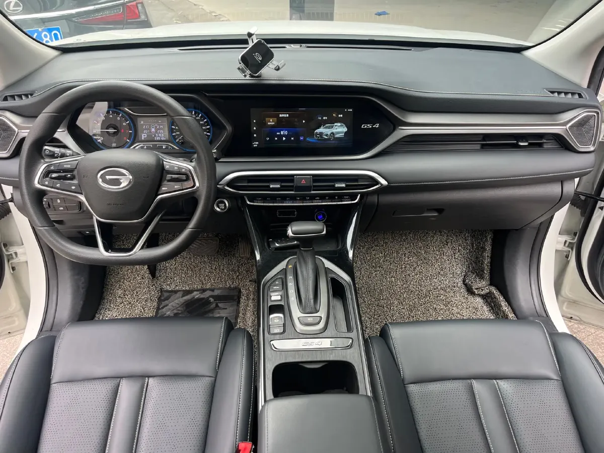 2021 GAC Trumpchi GS4 1.5T 169HP L4 7DCT,autocango,china used car exporter,china ev exporter,chinese used car exporter,chinese used ev exporter