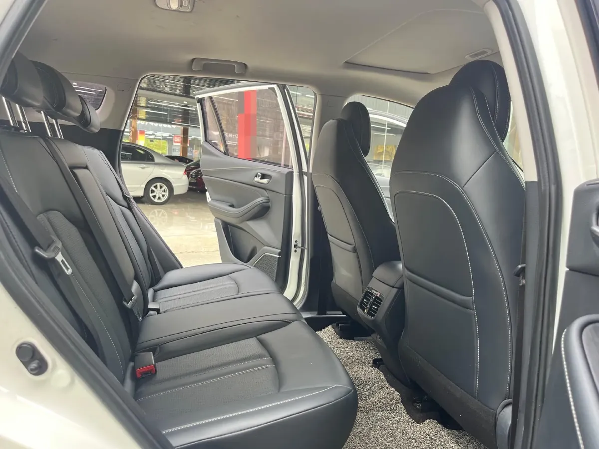 2021 GAC Trumpchi GS4 1.5T 169HP L4 7DCT,autocango,china used car exporter,china ev exporter,chinese used car exporter,chinese used ev exporter