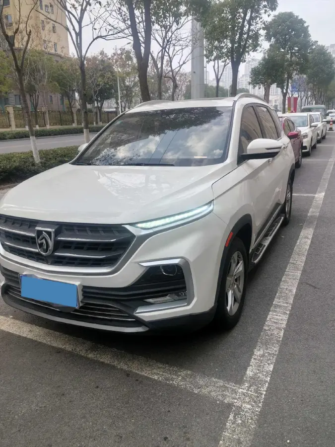 2019 BaoJun 530 1.5T 150HP L4 6MT