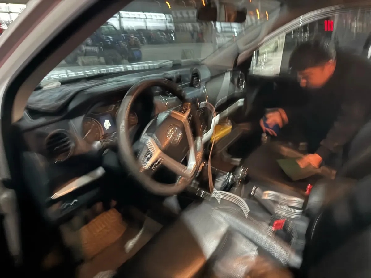 2019 Dongfeng RuiQi 6 2.4L 158HP L4 5MT,autocango,china used car exporter,china ev exporter,chinese used car exporter,chinese used ev exporter