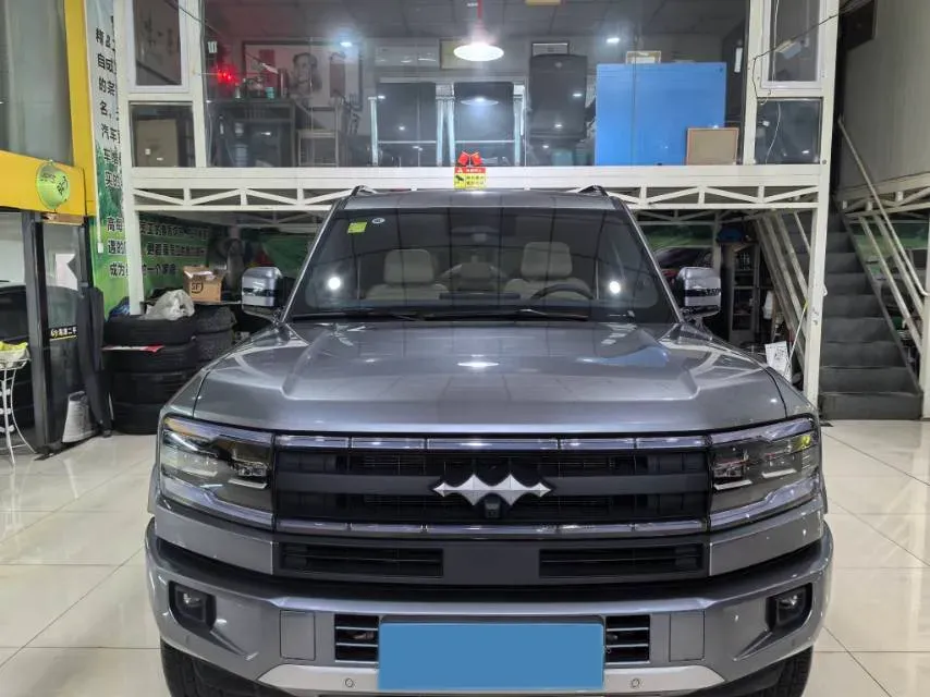 2025 FangChengBao Bao 5 1.5T 194HP L4 E-CVT PHEV 31.8KWH,autocango,china used car exporter,china ev exporter,chinese used car exporter,chinese used ev exporter