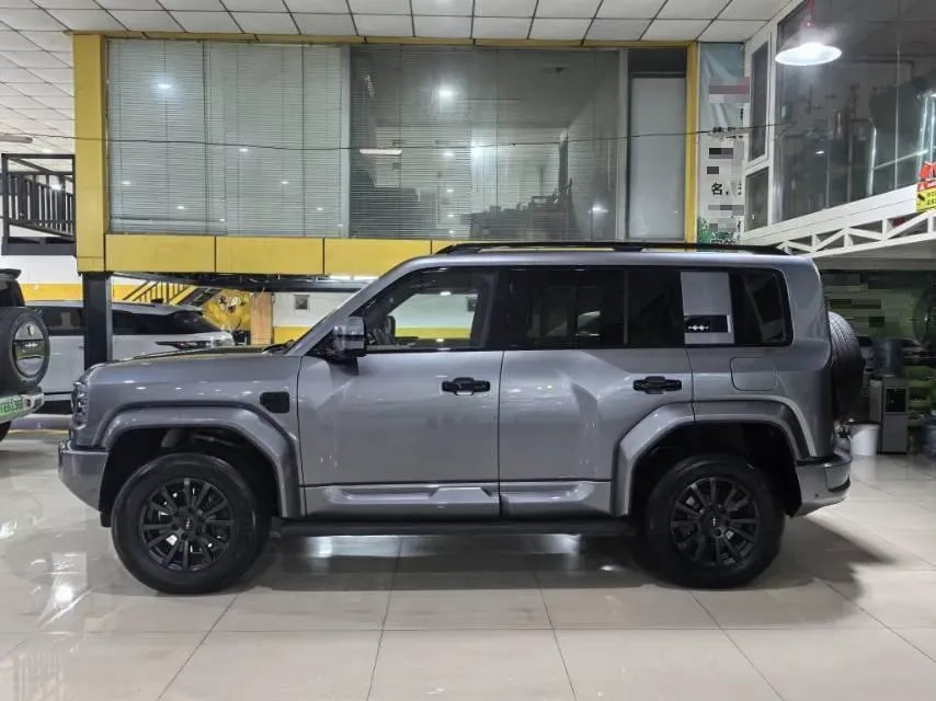 2025 FangChengBao Bao 5 1.5T 194HP L4 E-CVT PHEV 31.8KWH,autocango,china used car exporter,china ev exporter,chinese used car exporter,chinese used ev exporter