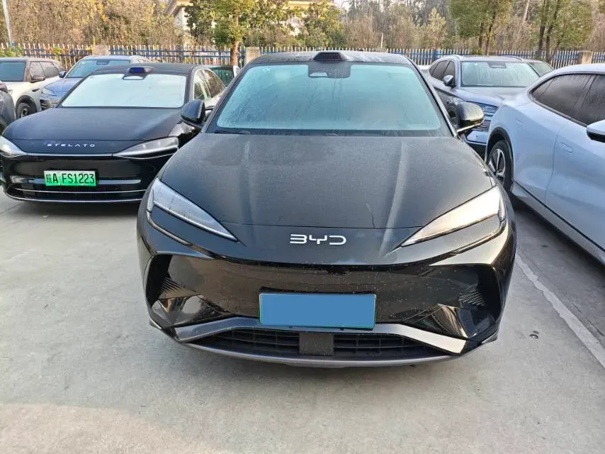 2025 BYD Sea Lion 07 BEV 80.64KWH,autocango,china used car exporter,china ev exporter,chinese used car exporter,chinese used ev exporter