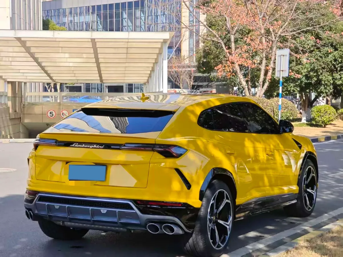 2021 Lamborghini Urus 4.0T 641HP V8 8AT,autocango,china used car exporter,china ev exporter,chinese used car exporter,chinese used ev exporter
