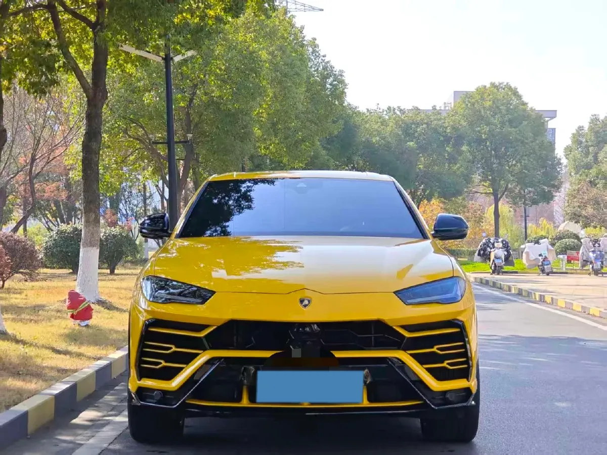2021 Lamborghini Urus 4.0T 641HP V8 8AT,autocango,china used car exporter,china ev exporter,chinese used car exporter,chinese used ev exporter