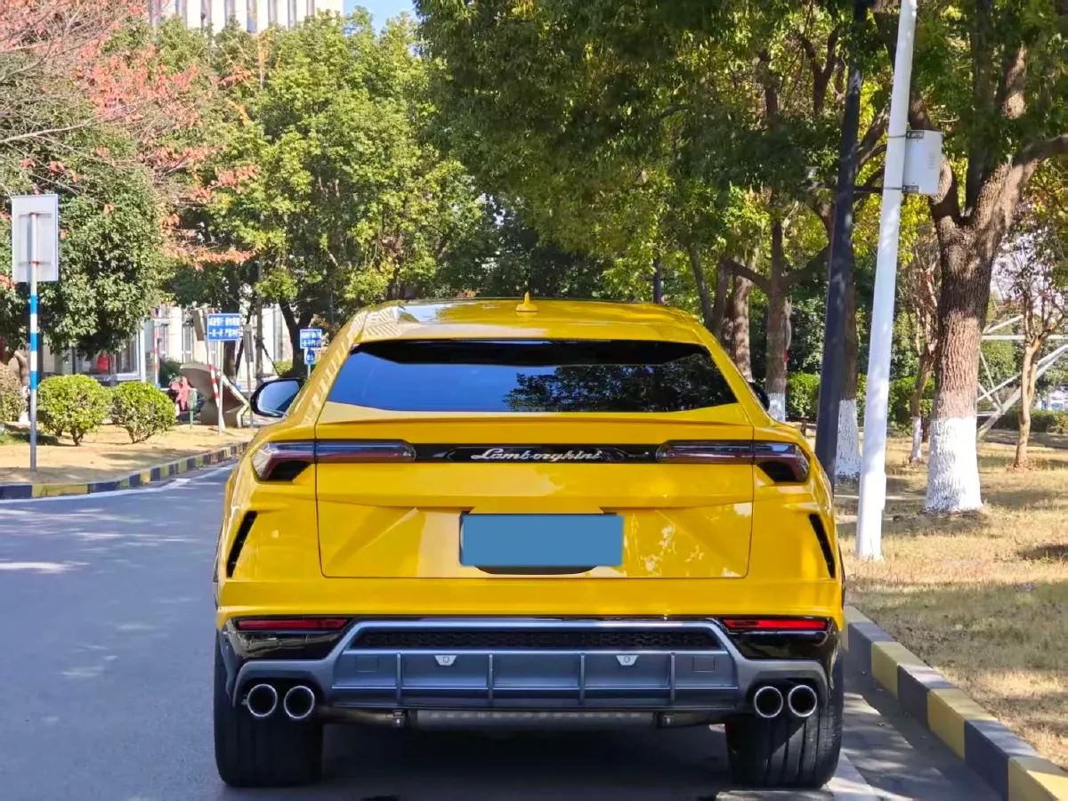 2021 Lamborghini Urus 4.0T 641HP V8 8AT,autocango,china used car exporter,china ev exporter,chinese used car exporter,chinese used ev exporter