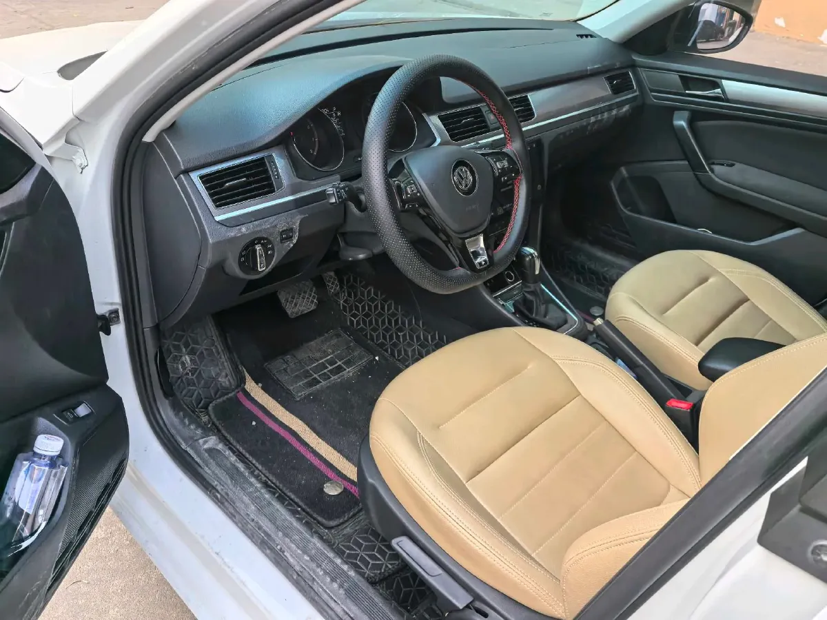 2021 Volkswagen Bora 1.5L 113HP L4 6AT,autocango,china used car exporter,china ev exporter,chinese used car exporter,chinese used ev exporter