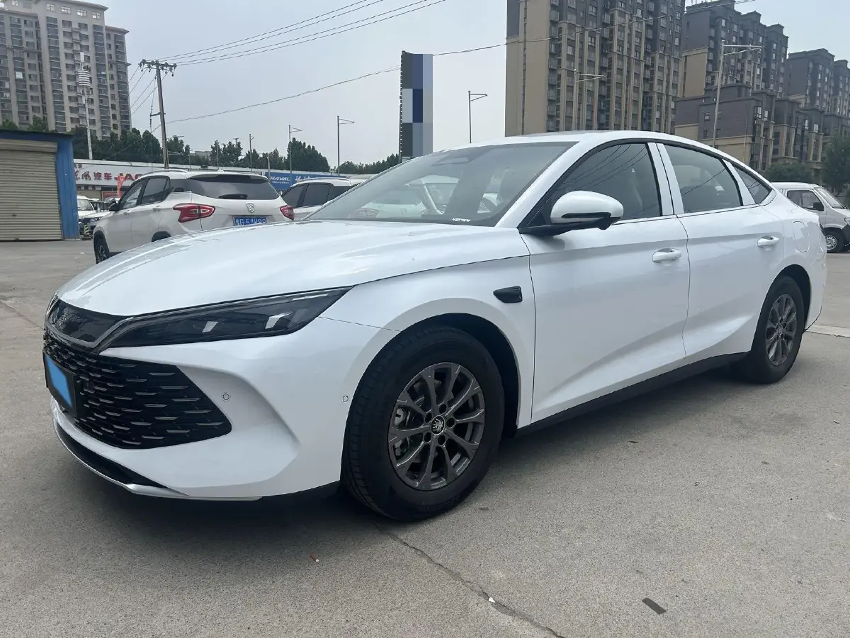 2025 BYD QinL 1.5L 101HP L4 E-CVT PHEV 10.08KWH