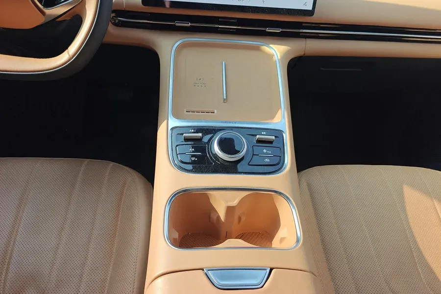 2025 BYD Sea Lion 05 DM-i 1.5L 101HP L4 E-CVT PHEV 18.3KWH,autocango,china used car exporter,china ev exporter,chinese used car exporter,chinese used ev exporter