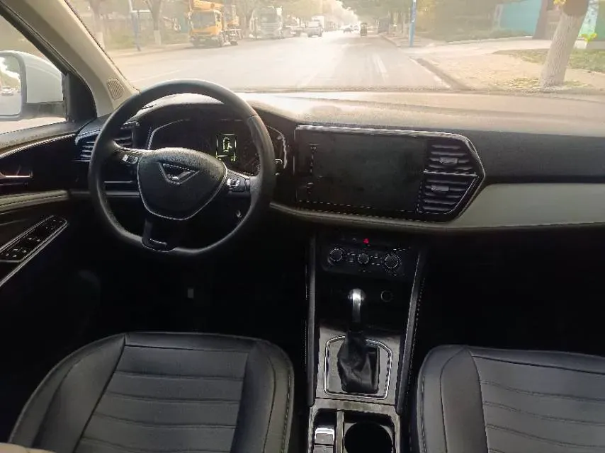 2023 Jetta VS7 1.4T 150HP L4 6AT,autocango,china used car exporter,china ev exporter,chinese used car exporter,chinese used ev exporter