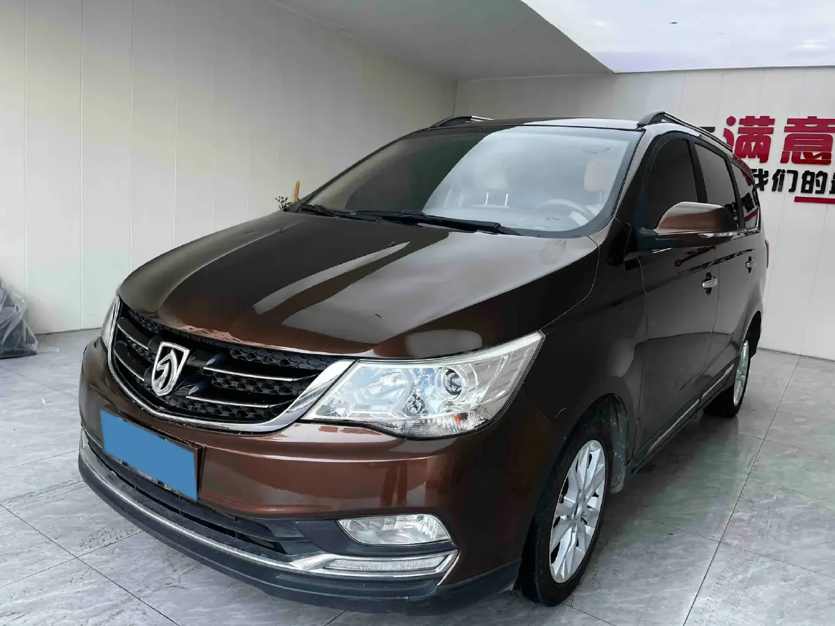 2016 BaoJun 730 1.5L 112HP L4 5MT