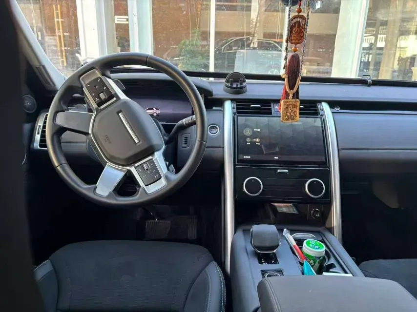 2024 Land Rover Discovery 3.0T 360HP L6 8AT,autocango,china used car exporter,china ev exporter,chinese used car exporter,chinese used ev exporter