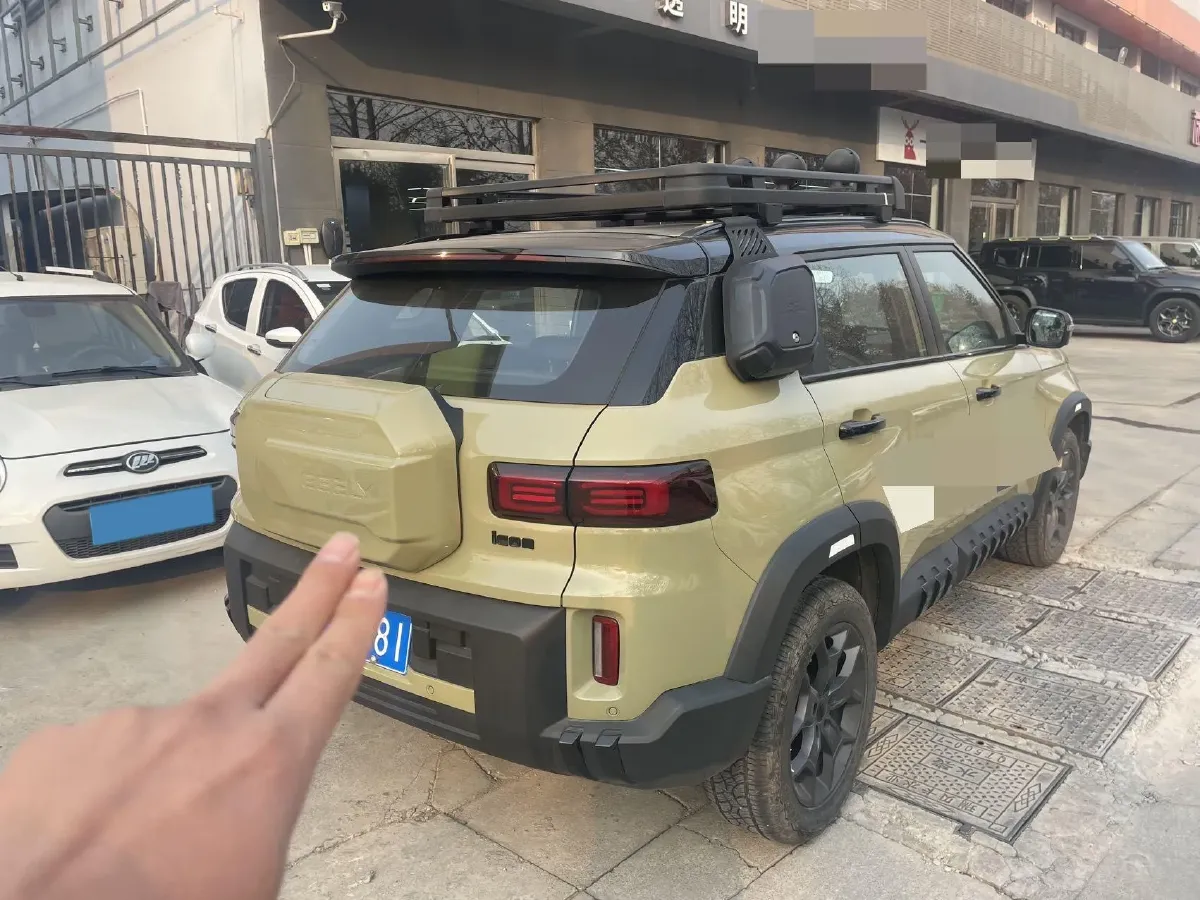 2025 Geely Cowboy 1.5T 181HP L4 7DCT,autocango,china used car exporter,china ev exporter,chinese used car exporter,chinese used ev exporter