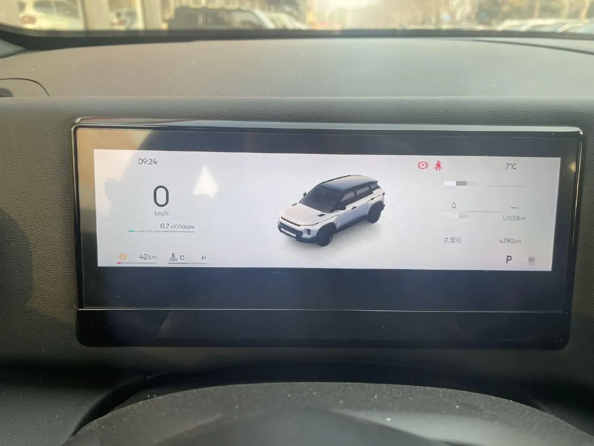 2025 Geely Cowboy 1.5T 181HP L4 7DCT,autocango,china used car exporter,china ev exporter,chinese used car exporter,chinese used ev exporter