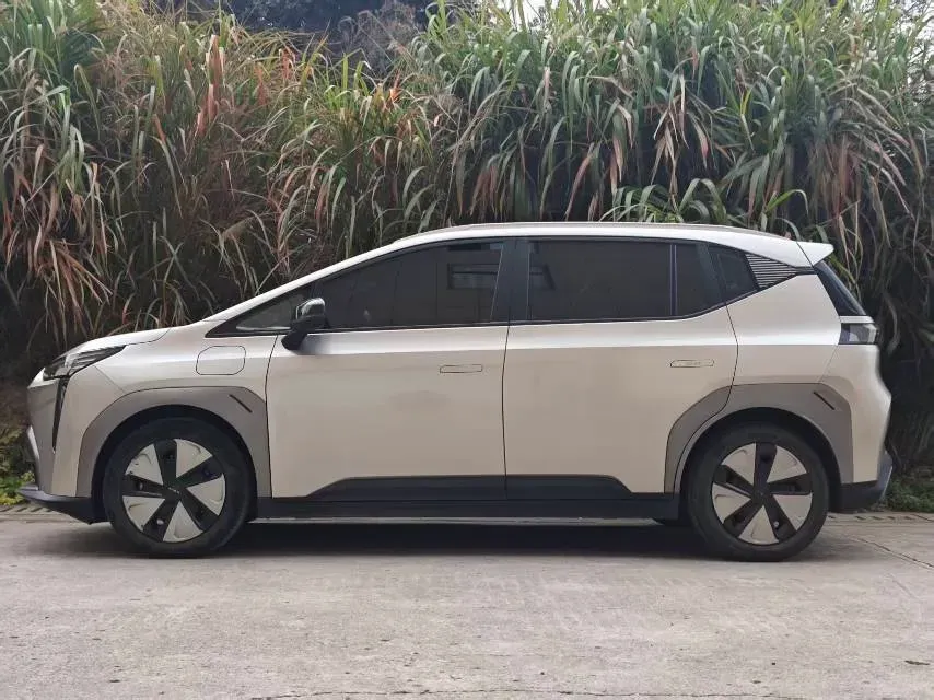 2022 Geely Okavango 1.8T 184HP L4 7DCT,autocango,china used car exporter,china ev exporter,chinese used car exporter,chinese used ev exporter