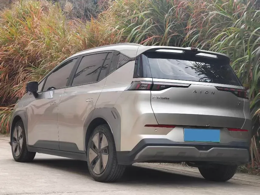 2022 Geely Okavango 1.8T 184HP L4 7DCT,autocango,china used car exporter,china ev exporter,chinese used car exporter,chinese used ev exporter