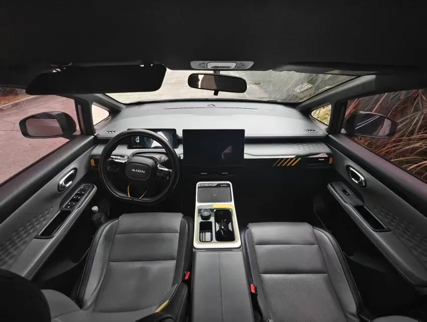 2022 Geely Okavango 1.8T 184HP L4 7DCT,autocango,china used car exporter,china ev exporter,chinese used car exporter,chinese used ev exporter