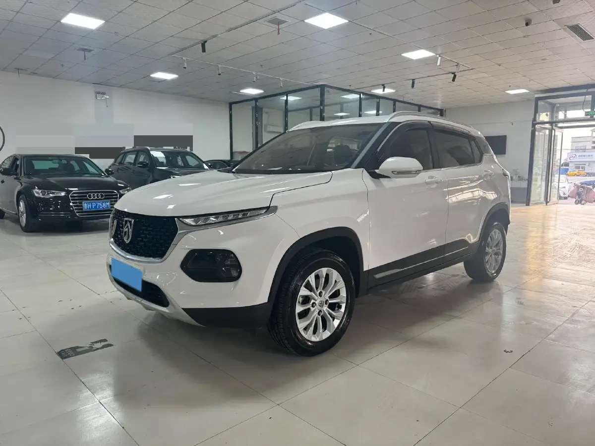 2019 BaoJun 510 1.5L 105HP L4 CVT 2019 BaoJun 510 1.5L 105HP L4 CVT