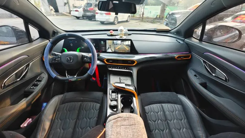 2022 ChangAn UNI-T 1.5T 188HP L4 7DCT,autocango,china used car exporter,china ev exporter,chinese used car exporter,chinese used ev exporter